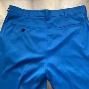 RoundTree and Yorke Khaki shorts